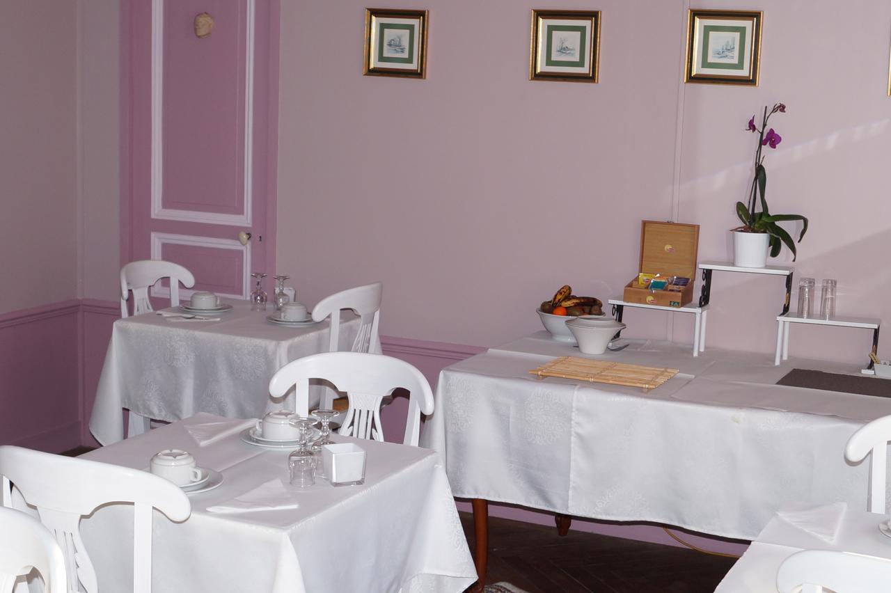 Hotel Au Chateau Blanc Saint-Aubin-lès-Elbeuf 외부 사진