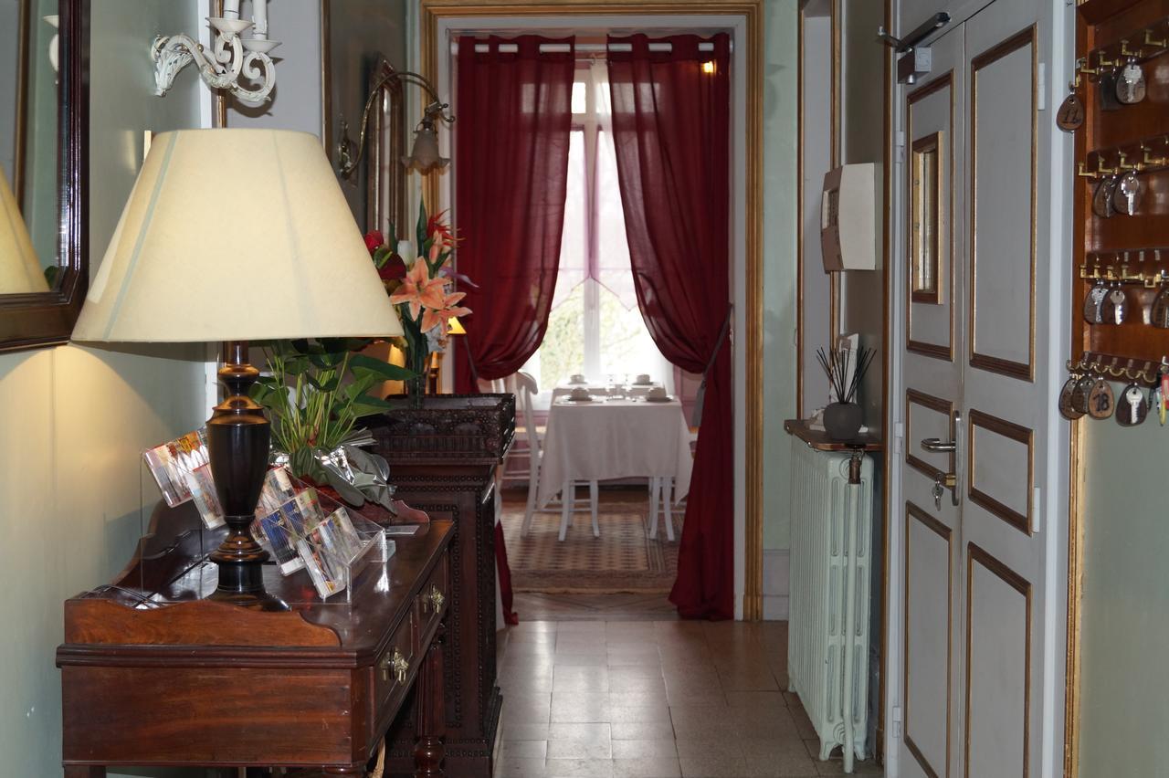 Hotel Au Chateau Blanc Saint-Aubin-lès-Elbeuf 외부 사진
