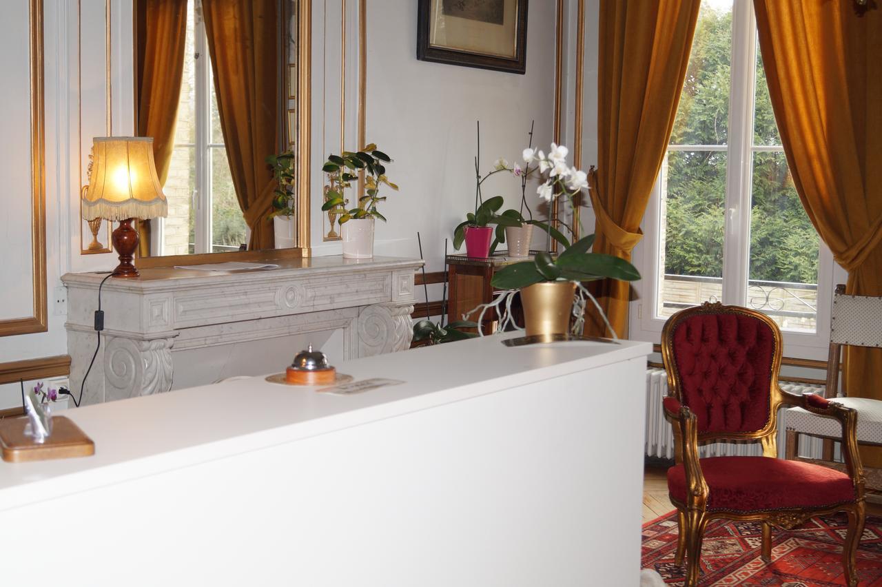 Hotel Au Chateau Blanc Saint-Aubin-lès-Elbeuf 외부 사진