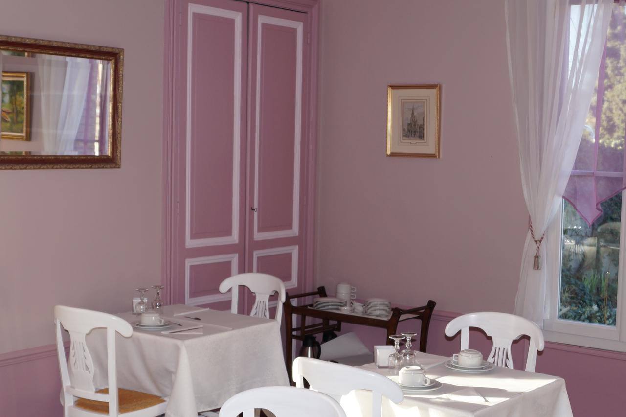 Hotel Au Chateau Blanc Saint-Aubin-lès-Elbeuf 외부 사진